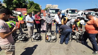 محافظ بورسعيد يتابع الاستعدادات لموسم سقوط الأمطار 