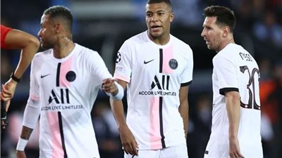 ميسي ونيمار ومبابي في المقدمة.. تشكيل باريس سان جيرمان أمام ليون