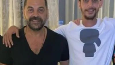 لهذا السبب..  نقل نجل طارق العريان إلى المستشفي أمس