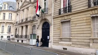 سفارة مصر بباريس تفتح دفتر عزاء للمشير محمد حسين طنطاوي