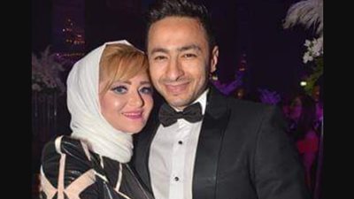 بعد يوم من حادثة زوجته وأولاده.. حمادة هلال يحيي حفلًا غنائيًا بالإسكندرية