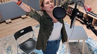 اللبنانية يارا تعلن انتهاء تسجيل ألبومها الغنائي الجديد