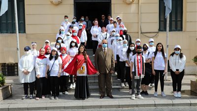 محافظ القاهرة يطالب بتكثيف رحلات المدارس لزيارة معالم العاصمة