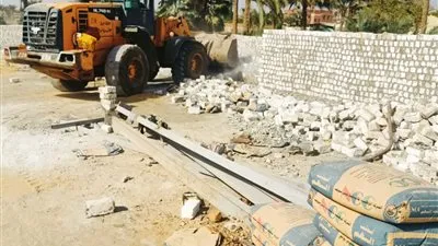 إزالة 25 حالة تعدٍ وبناء مخالف بالبدرشين ومنشأة القناطر وأبو النمرس