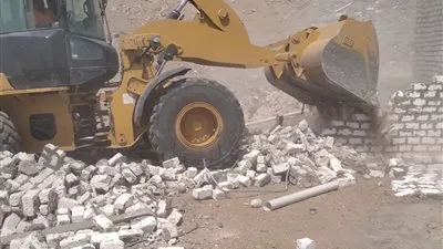  محافظ أسوان: إزالة التعديات على أراضي الدولة