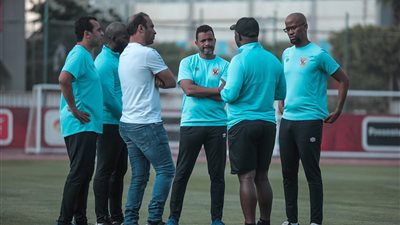 موسيماني يكتفي بمران خفيف صباح اليوم على ملعب التتش بالجزيرة