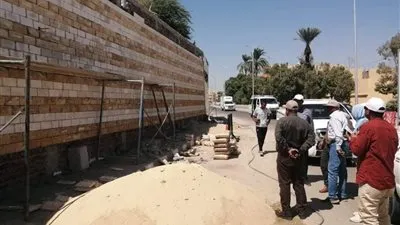 سكرتير عام محافظة الأقصر يتفقد أعمال تطوير ساحة معبد الكرنك 