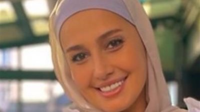 بعد ارتدائها الحجاب.. حلا شيحة تتلقى التهاني من الفنانات