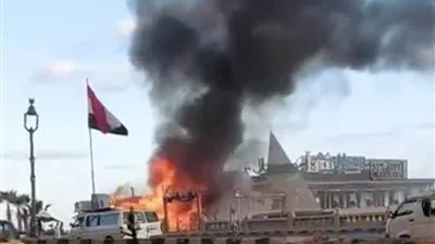 شاهد عيان يروي تفاصيل حريق سلسلة مطاعم بالإسكندرية 