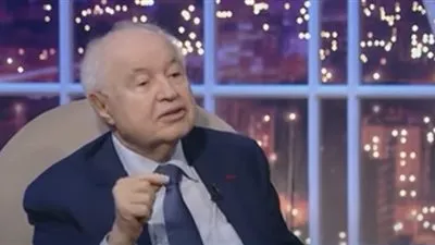 مفكر اقتصادي يصدم العالم: سنتعرض لكارثة كبرى وأخطر من كورونا في 2030 (فيديو)