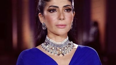 منى زكي تتألق بالأسود من مهرجان إكسبو 