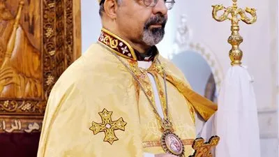 بطريرك الأقباط الكاثوليك ينعي وفاة الأب سمعان صبحي