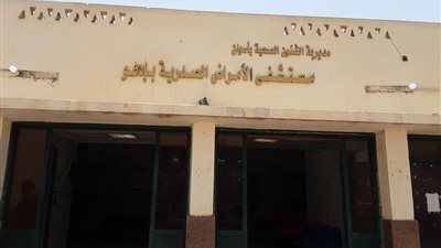 الدولة تؤمن احتياجات مستشفيات العزل من الأكسجين الطبي بأسوان.. والمحافظ: تحذيرات للشركات الخاصة من التلاعب بالأسعار.. 