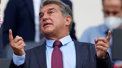 سر دعم لابورتا المفاجئ لرونالد كومان