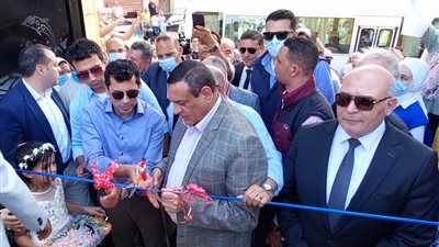 بالمزمار البلدي والخيول.. استقبال وزير الرياضة لافتتاح حمام سباحة بكوم حمادة (فيديو وصور)