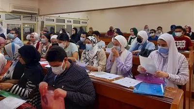 فنون جميلة جامعة حلوان تستعد للعام الدراسي وتستقبل طلابها الجدد