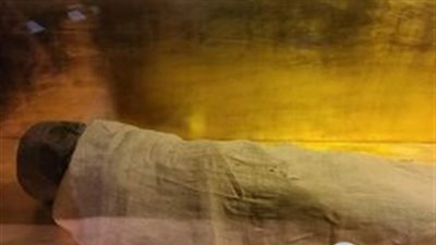 مدير متحف سقارة: المومياء التالفة مكتشفة بهذه الحالة.. ويتم التطوير حاليا