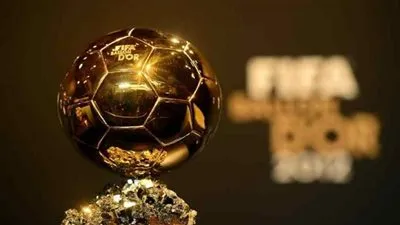 من بينهم صلاح.. تعرف على قائمة المرشحين للكرة الذهبية 2021