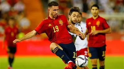 فرنسا ضد إسبانيا.. لابورت: ستكون مباراة استثنائية جدا بالنسبة لي