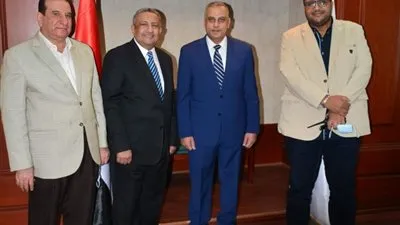 محافظ سوهاج يستقبل رئيس شركة مياه الشرب