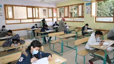 أول تعليق من وزير التعليم على أزمة الكثافة في الفصول