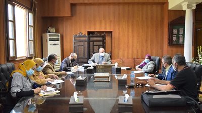 4193 طالبا يؤدون الاختبار الأكاديمي للغة الإنجليزية بجامعة بني سويف