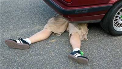 وفاة طفلين شقيقين بطريق عودتهما من المدرسة في حادث دهس ببورسعيد