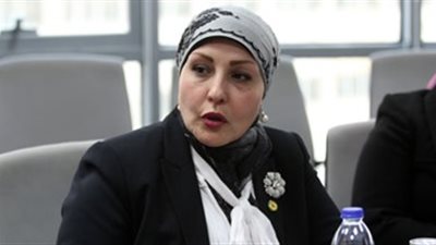  برلمانية: قرار ربط المصروفات باستلام الكتب المدرسية 