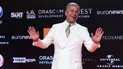 أسما شريف منير عن والدها 