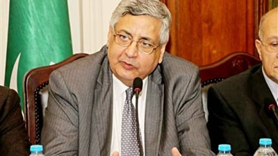 مستشار الرئيس: عدد من تلقوا لقاح كورونا اقترب من 18 مليونًا