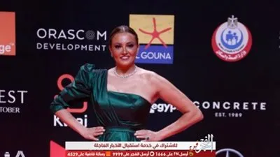 بشرى تتألق بالأخضر في ثالث أيام مهرجان الجونة 