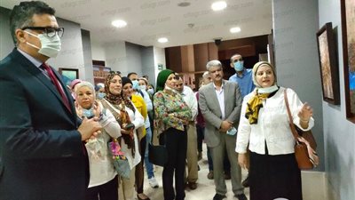 افتتاح معرض 