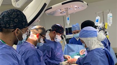 مقابل ٣٠٠ جنيه.. نجاح أول جراحة لزراعة الشريان التاجي 