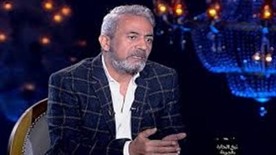 صبري فواز  مدافعا عن 