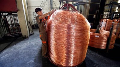  أسعار النحاس تهبط بعد بيانات اقتصادية ضعيفة 