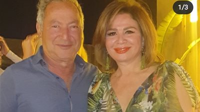 برفقة سميح ساويرس..إلهام شاهين تبهر جمهورها