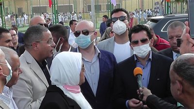 وزير الشباب ومحافظ بني سويف يفتتح منشآت رياضية وملاعب بنادي الشبان (صور)