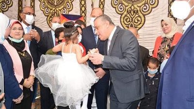 محافظ سوهاج يشهد حفل مدرسة النور للمكفوفين بذكرى المولد النبوي (صور)