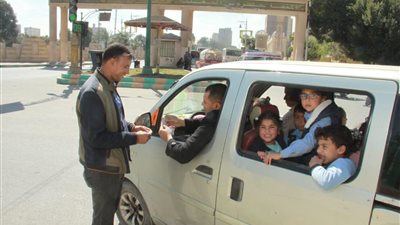 عثمان: التوسع في حملات الكشف على سائقي الحافلات المدرسية 