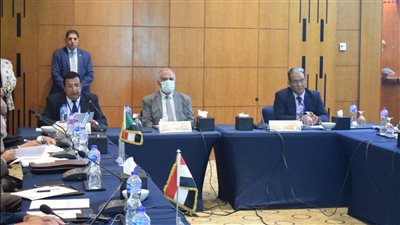 وزير الري يلتقي وفد الشبكة الإسلامية التابعة لمنظمة التعاون الإسلامي