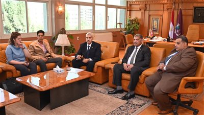 رئيس جامعة الفيوم يستقبل وفد الاتحاد الأوروبي