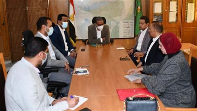محافظ الفيوم يوجه بإنهاء إجراءات توفيق أوضاع وحدة العلاج الطبيعي بالاستاد الرياضي