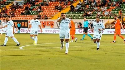 أحمد ياسر ريان يتألق مع فريقه التركي ويسجل هدفين 