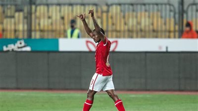 كان فين هواك ياحبيبي من بدري.. بيرسي تاو الخطير يفعلها ويطير