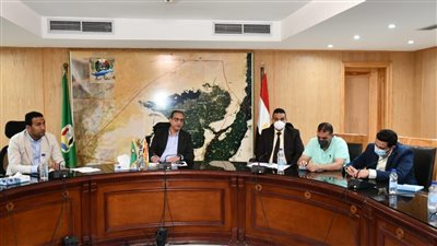 محافظ الفيوم ووفد مجلس الوزراء يتابعان معدلات تنفيذ مشروعات 
