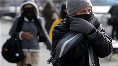 بسبب التقلبات الجوية.. الأرصاد توجه نصيحة عن الملابس للمصريين