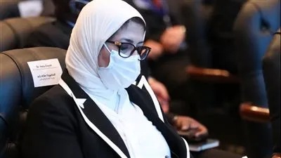 الصحة: تسجيل 927 حالة إيجابية جديدة بفيروس كورونا و52 حالة وفاة