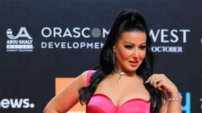 سمية الخشاب: 