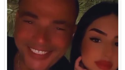 موديل عمرو دياب تحذف مقطع فيديو لها مع الهضبة بعد تعرضها للسخرية لاستخدامها الفلتر
