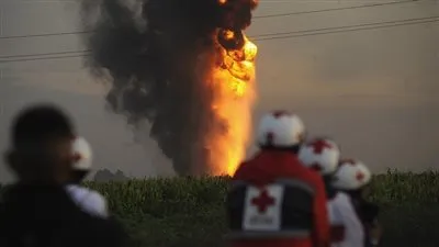مقتل شخص وإصابة 15 في انفجار خط أنابيب للنفط وسط المكسيك